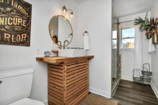 Hermes Ranch House with Hot Tub - 4 mi to Fred - Fredericksburg - 8