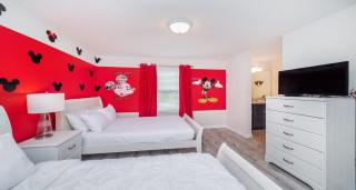 Family Fun: Pool, Spa, Games in Luxury Resort - 9