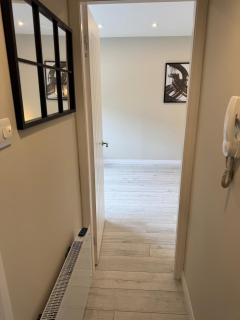Newly Renovated Flat Edinburgh - 2 x Double Beds - 6