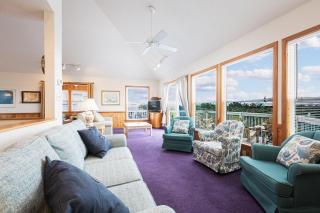 8455 - Mad Hatteras - Avon - 9