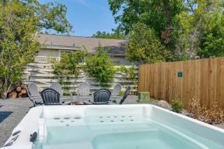 Southern Vine Sip and Stay Combo - Fredericksburg - 4