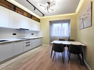 Красивый большой люкс для работы и отдыха - Almaty - 7