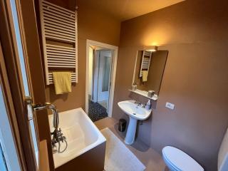 Persimmon Lake Como Lodge - Ossuccio - 3