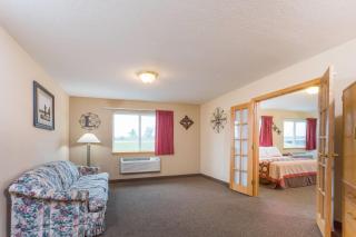 Super 8 by Wyndham Gallipolis Pt Pleasant Area - Gallipolis - 1