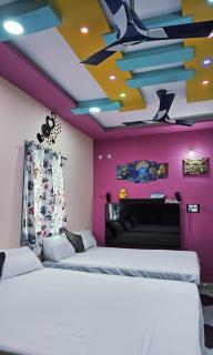 Surendra's Grand HomeStay - Mādhavaram - 8