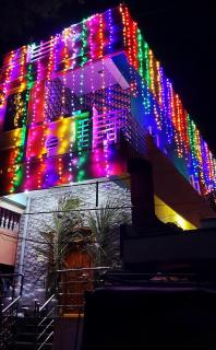 Surendra's Grand HomeStay - Mādhavaram - 3