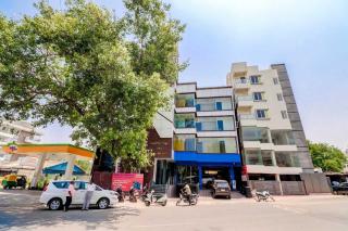 Hotel O Malleshwaram - Bangalore - 1