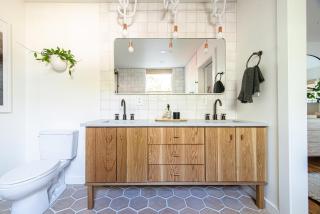 Koselig Hus with Cowboy Pool & Outdoor Shower - Fredericksburg - 6