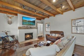 Texas Two Step Guesthouse - Fredericksburg - 3