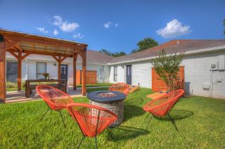 Wanderlust #1 | Hot Tub | Shared outdoor Space - Fredericksburg - 2