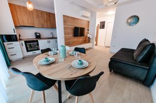 Nova Lake Retreat - Mamaia - 0