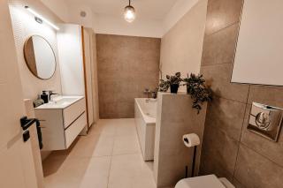 Nova Lake Retreat - Mamaia - 5