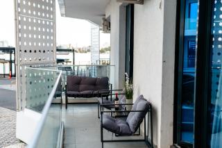 Nova Lake Retreat - Mamaia - 1