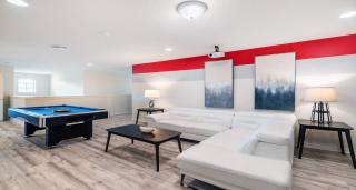 Family Fun: Pool, Spa, Games in Luxury Resort - 2