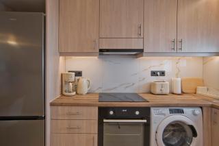 Silia Spotless Fully Renovated Studio - 5