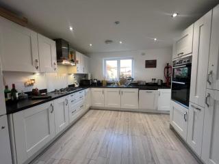 3 Bedroom House Accommodation near Goodwood - Eastergate - 2
