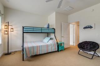 Smithfield court 2 #102 - Ocean View - 4
