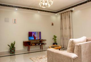 Rare APT- 1BR in Bukoto with Netflix, WiFi, and Free Parking - Kampala - 7