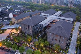 Cheery Dragon Canal Hotel Hangzhou - Intangible Cultural Heritage Hotel - 8
