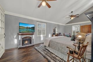Texas Two Step Guesthouse - Fredericksburg - 1