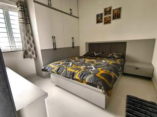 1 BHK Penthouse Just Launched with Modern Interiors Next to Main Road - Hyderabad - 3