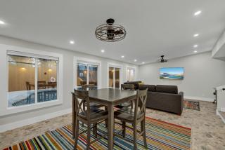 Tolle Haus: W/Pool & Firepit-Walk to Schlitterbahn, Comal Chutes & Downtown! - New Braunfels - 9