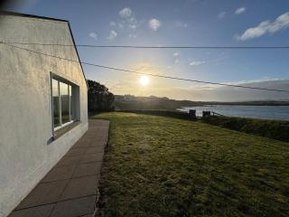 Frontline Beach House access via private steps - Balnacart - 8