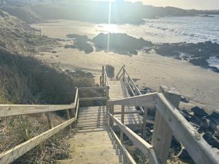 Frontline Beach House access via private steps - Balnacart - 6