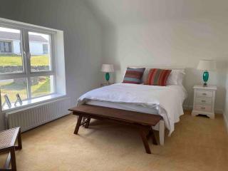 Frontline Beach House access via private steps - 2