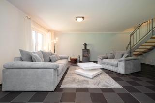 Träumerei mit Kamin und großzügigem Garten - Alt Schwerin - 6
