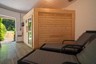 Träumerei mit Kamin und großzügigem Garten - Alt Schwerin - 8