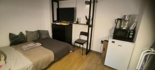 Modern 1BR Flat in Kypseli with 100Mbps Internet - 6