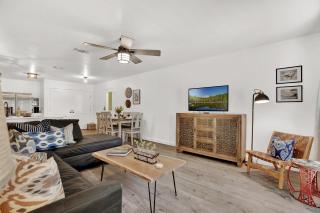 Wanderlust #2 | Hot Tub | Shared Outdoor Space - Fredericksburg - 3