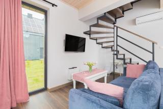 Piekny Domek Koralowy w Lubkowie by Renters Prestige - Lubkowo - 3