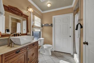 Leicht Haus Hot-Tub & Fire Pit, 5 blks to Marktplatz! - Fredericksburg - 2