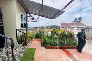 Aysha Home Stay Ooty - Udagamandalam - 8