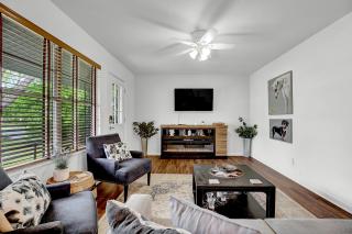 Gorgeous Bluebonnet House with Deck and Fire Pit - Fredericksburg - 6