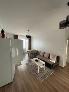 Apartament 3 camere-Zona Balada - Suceava - 2