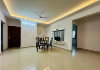 Veu Ragamalika Apartment with Fully Equipped Kitchen, Balcony & Caretaker - 4