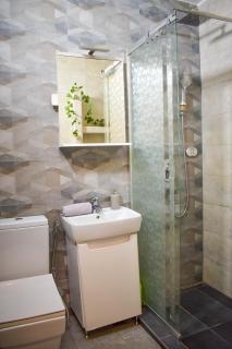 Swing and Mirror Apartments - Sarajevo - 3