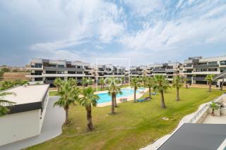 Sunrise Retreat - modern comfort and design - by Oyoostays - 8