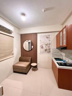 Green Pramuka City Tower Orchid 2BR - Giacarta - 1