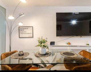 Lovely 4 bedroom home Birmingham - Birmingham - 1