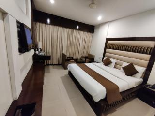 Hotel Landmark - Chandigarh - 9