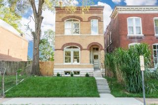 Parkside Comfort | JZ Vacation Rentals - Tower Grove - 4