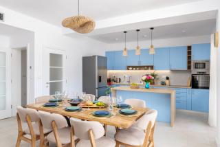 Villa Zoe Retreat - 2