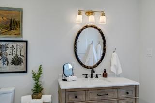 Gorgeous Home with Hot Tub 5min from the River - New Braunfels - 9