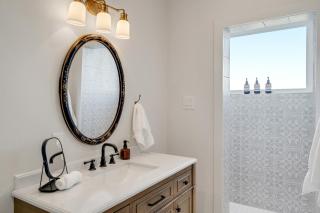 Gorgeous Home with Hot Tub 5min from the River - New Braunfels - 8