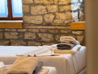 Submarine 105 Rooms - Gjirokastra - 6