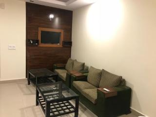 Hotel Rajmahal Inn - Gurgaon - 6